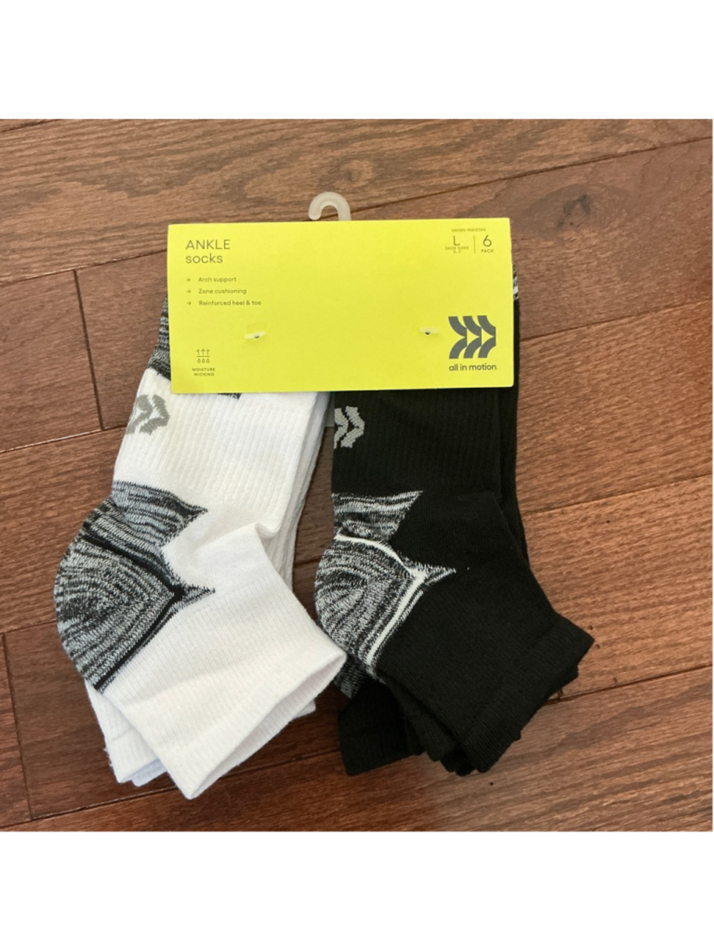 All in Motion Ankle Athletic Socks Black/White 6-Pack Large